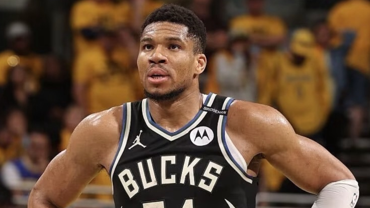 开云官网-关于字母哥回归赛场，连败首场状态亮眼，MAD观众沸腾！的信息