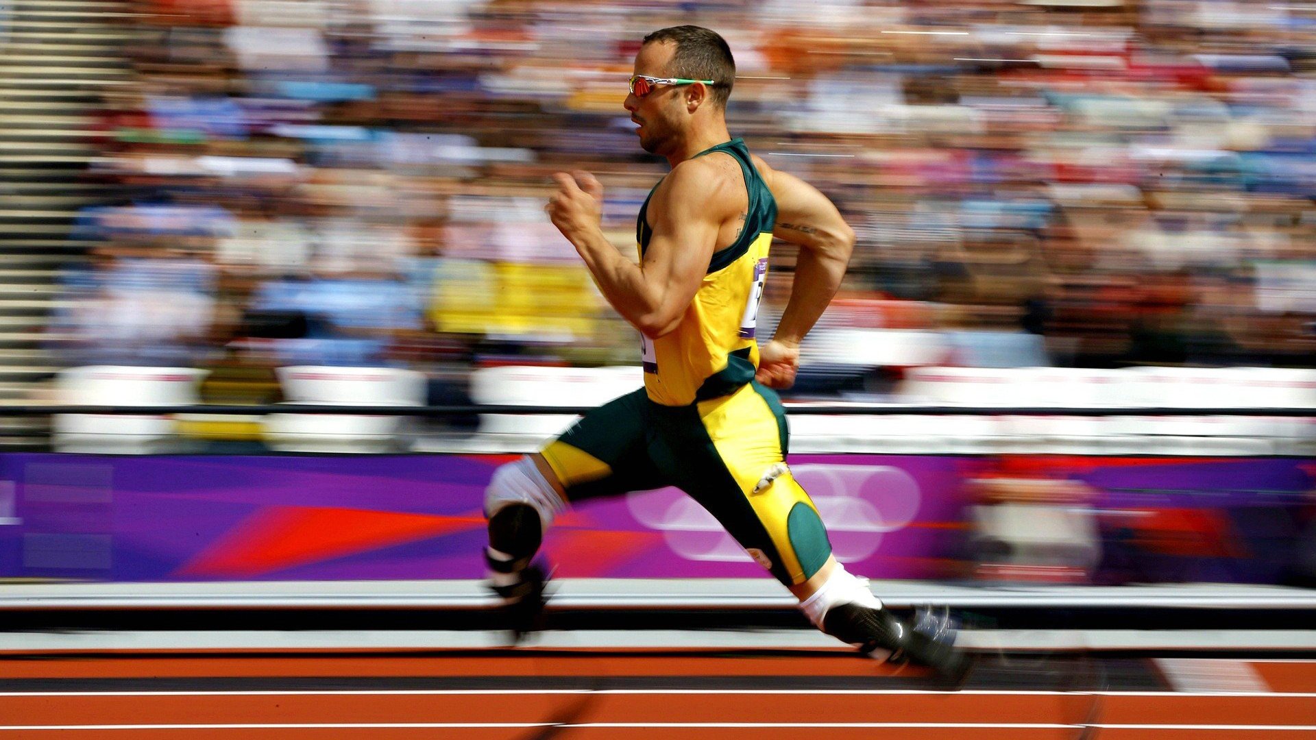 开云-德罗巴在雄鹿比赛中夺冠，领先优势明显引发热议！比赛高潮迭起